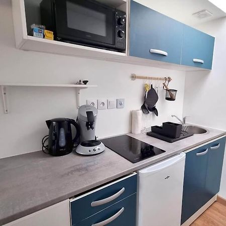 Studio En Rez De Jardin Avec Terrasse Privee - Le Petit Chateau Avesnois - Tv - Wifi - Logement Complet Avesnes-sur-Helpe Bagian luar foto